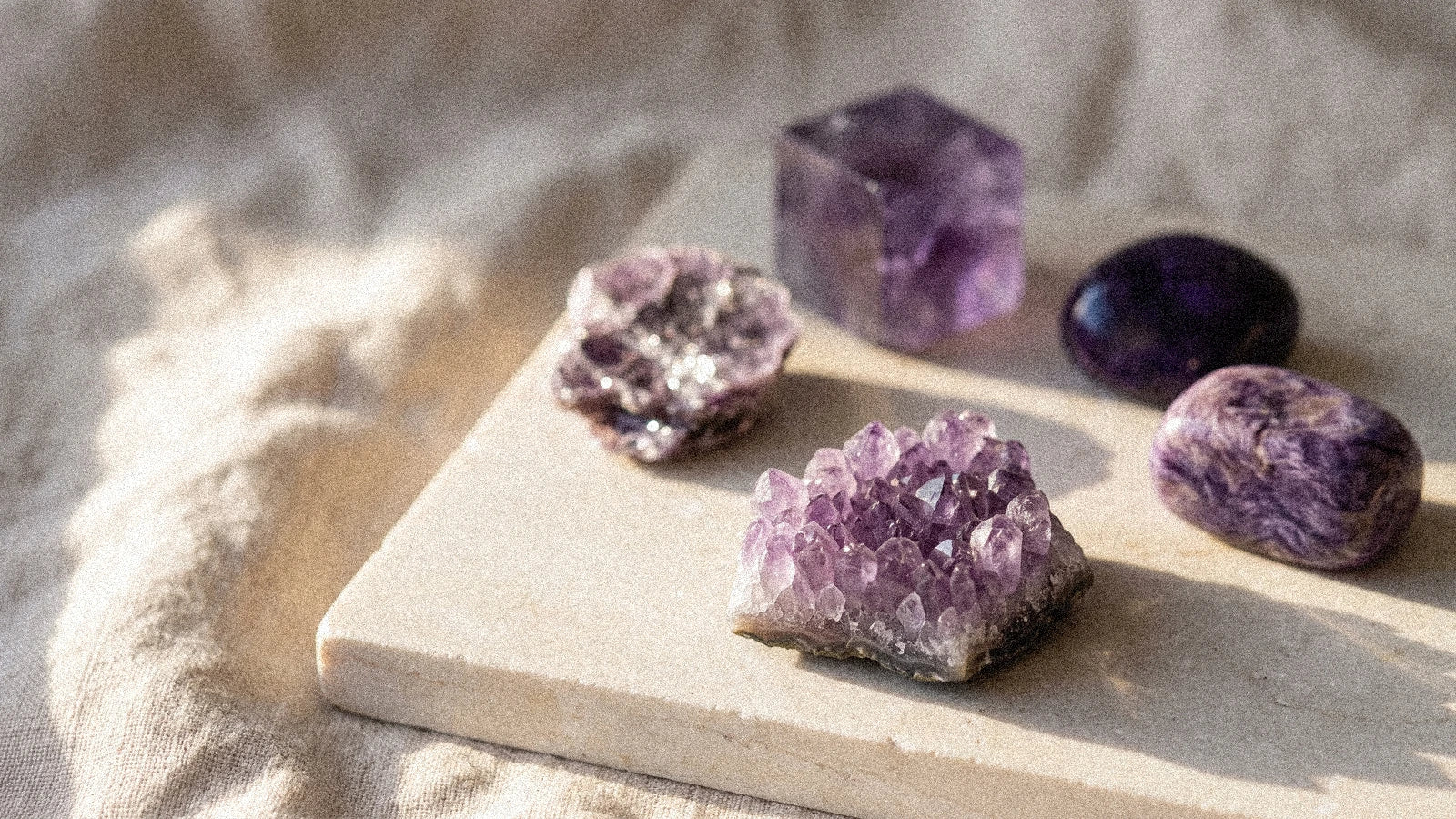 Pierres violettes : spiritualité, élévation, transformation
