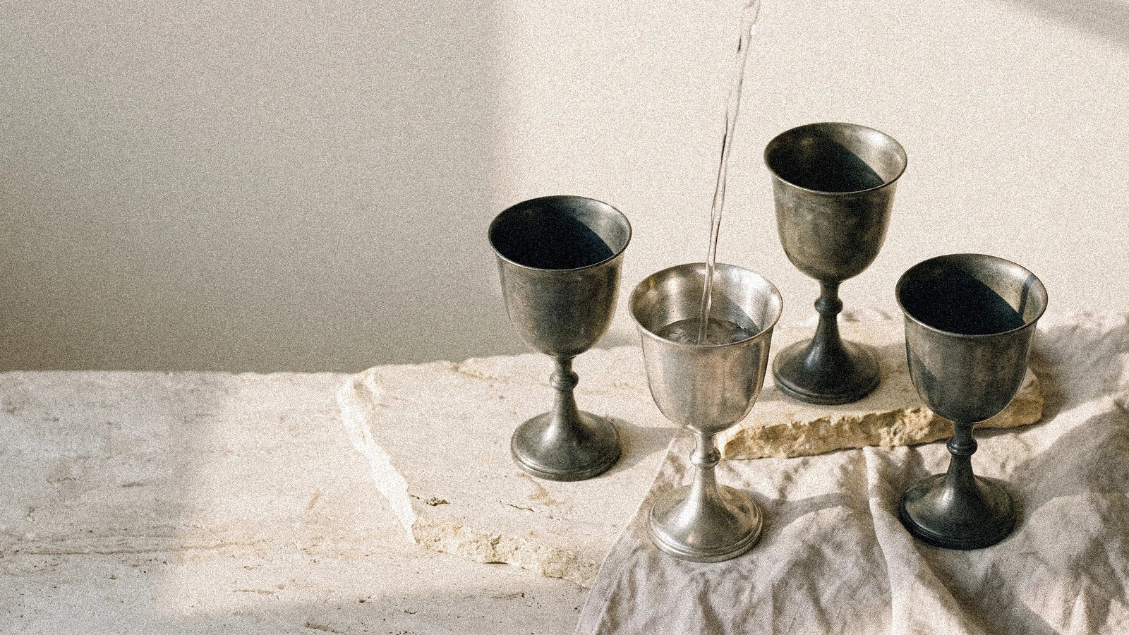 4 de Coupes : signification, lassitude, refus, tirage