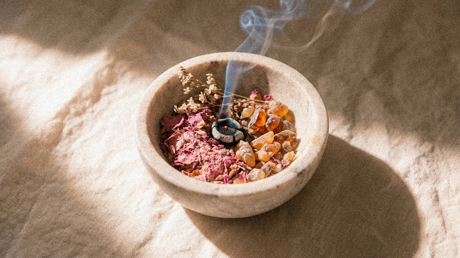 Encens d'amour : 5 mélanges pour ouvrir le cœur