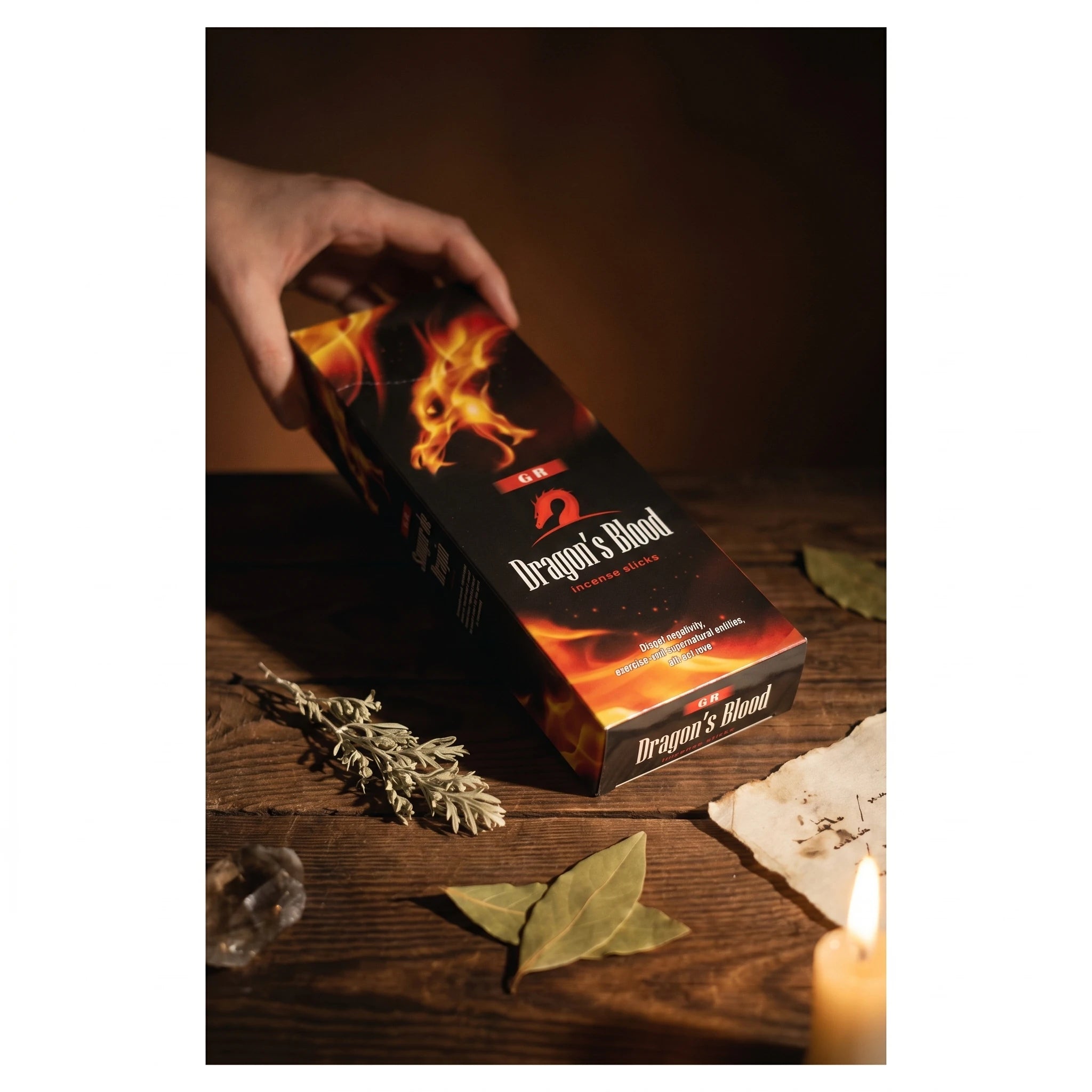 Le Sang du Dragon — Encens résine ancienne — mise en scène rituelle · AURÆN Rituels d'Or
