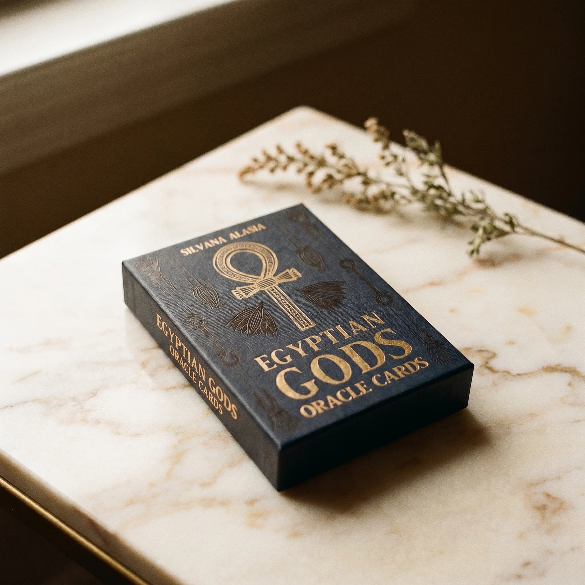 L'Oracle d'Égypte — 36 cartes divinatoires des dieux égyptiens — vue principale · AURÆN Objets Sacrés