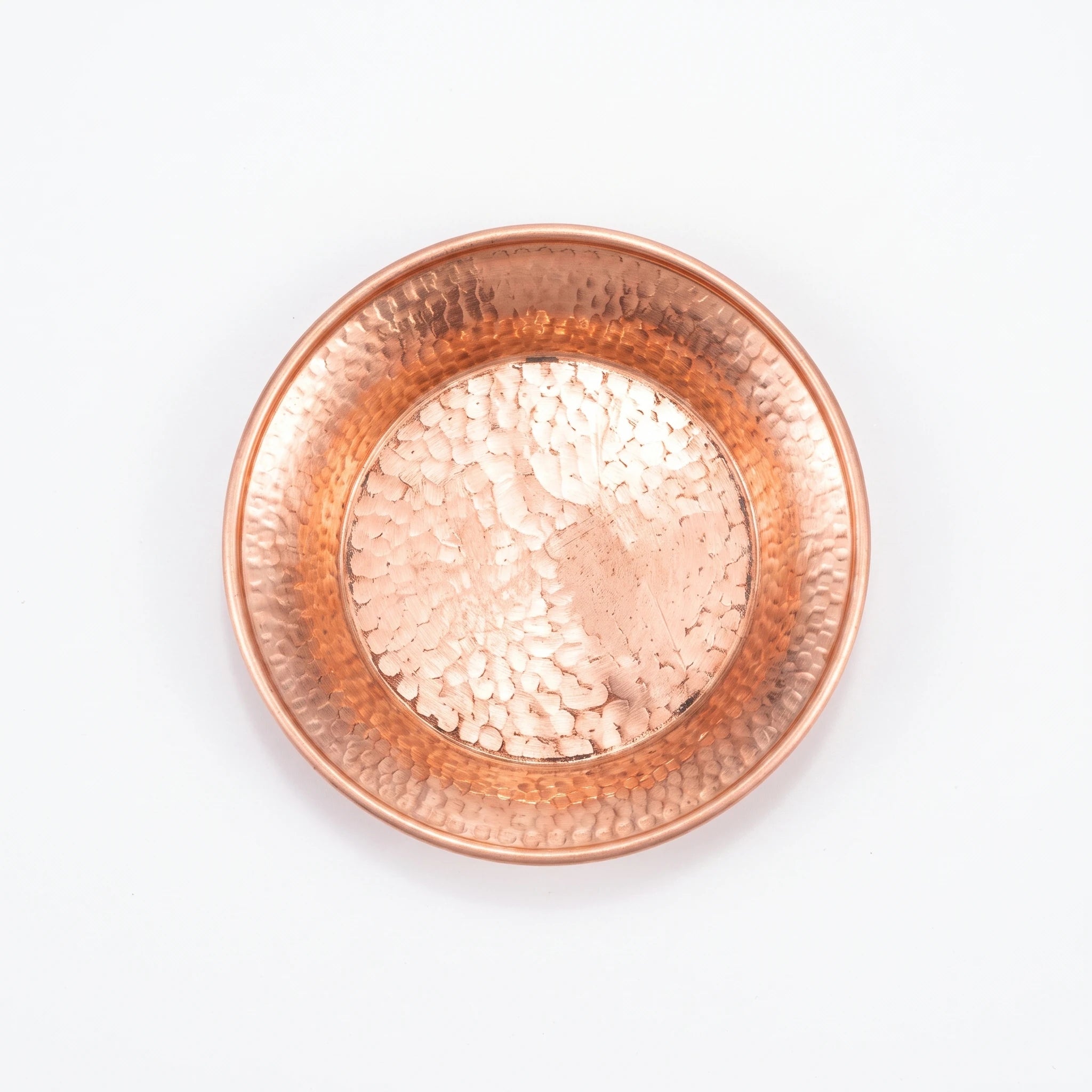 Le Plateau Tibétain — Coupe d'offrande gravée laiton bouddhiste 15 cm — packshot variante fond blanc · AURÆN Objets Sacrés
