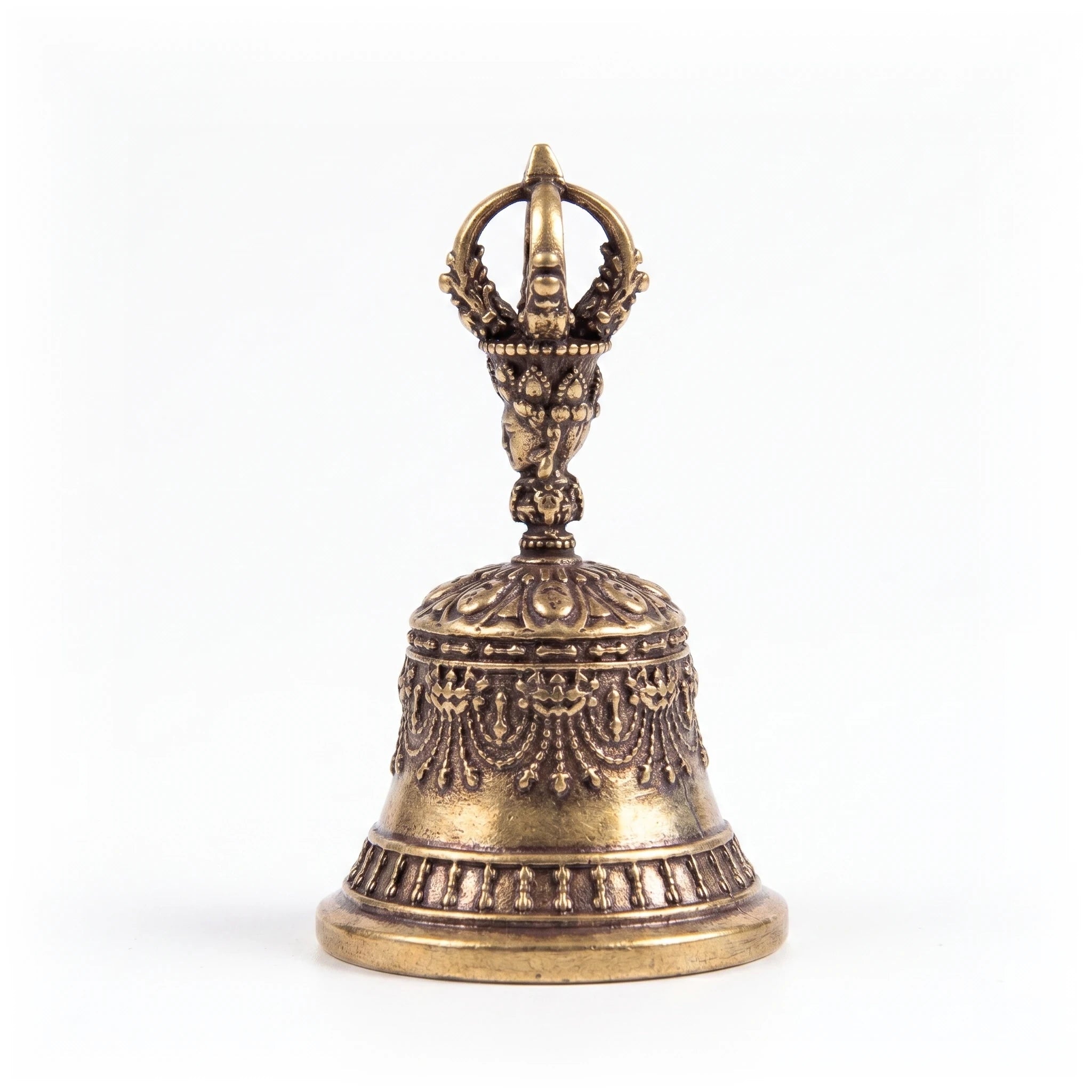 La Cloche Vajra — Cloche tibétaine en laiton pour rituel bouddhiste — packshot fond blanc · AURÆN Rituels d'Or