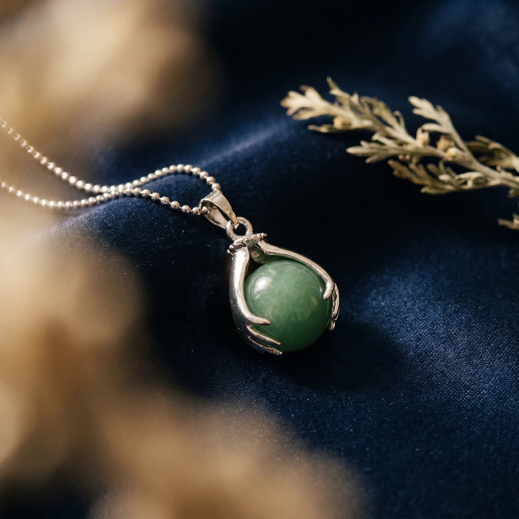 L'Aventurine — Collier pendentif pierre verte de chance — vue principale · AURÆN Pierres d'Âme