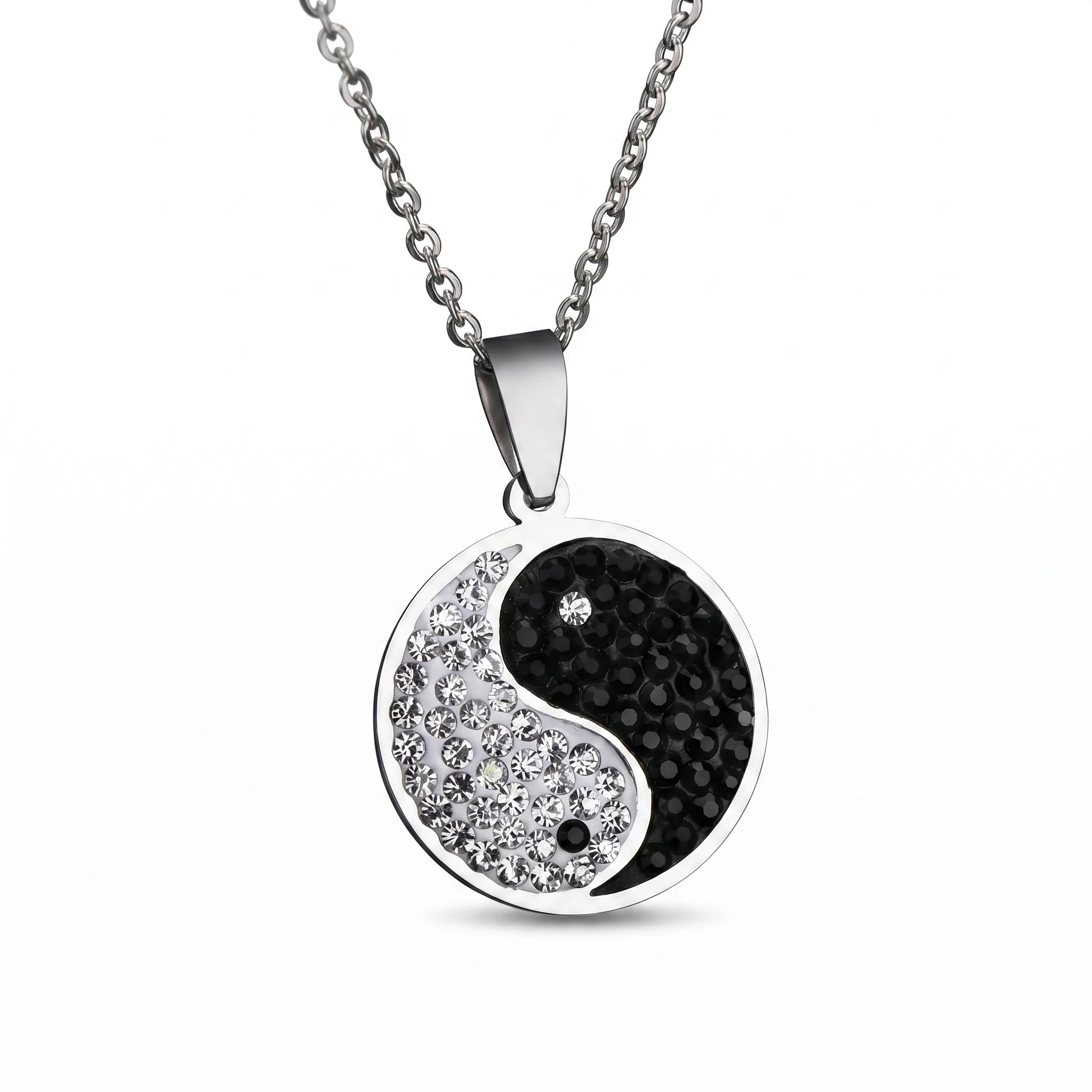 Le Yin Yang — Pendentif Tai Chi Bagua zircon noir & blanc — packshot fond blanc · AURÆN Objets Sacrés