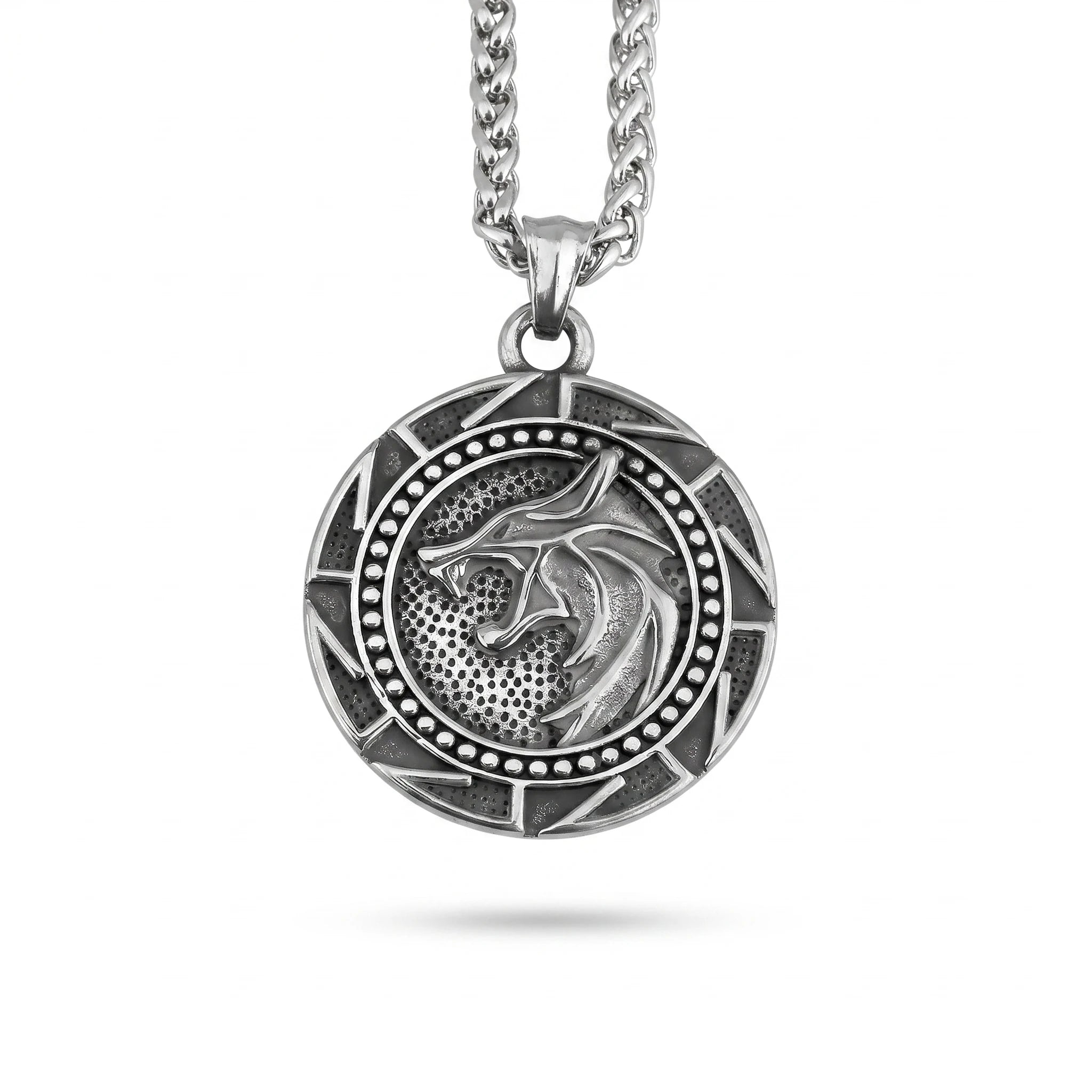 L'Odin — Collier pendentif loup viking runes nordiques (4 finitions) — packshot variante fond blanc · AURÆN Objets Sacrés