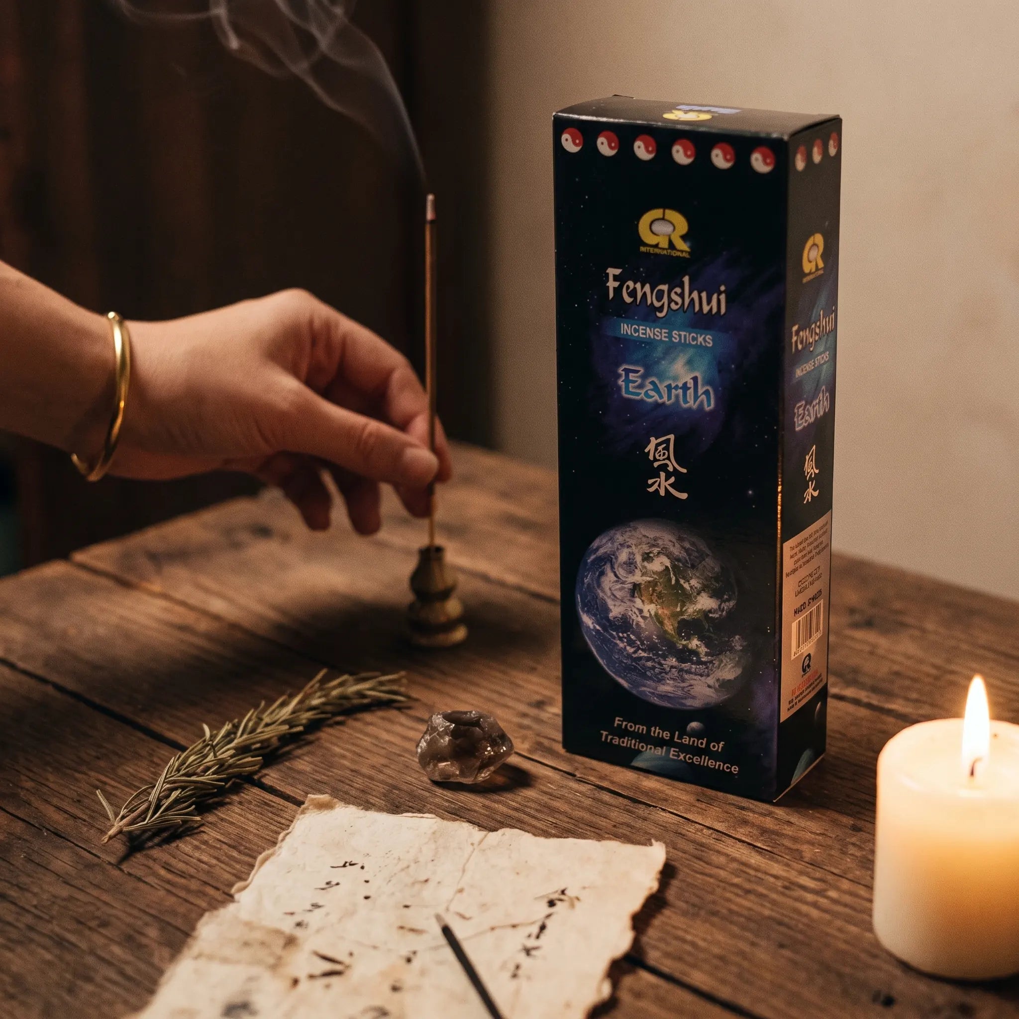 Les Cinq Éléments — Encens Feng Shui assortis — mise en scène rituelle · AURÆN Rituels d'Or