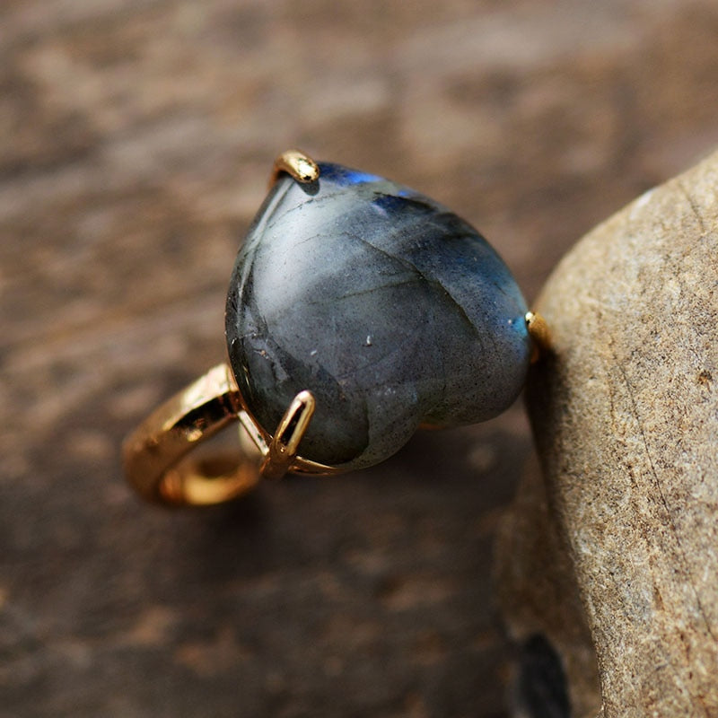 Bague labradorite cœur — reflets bleus féminin