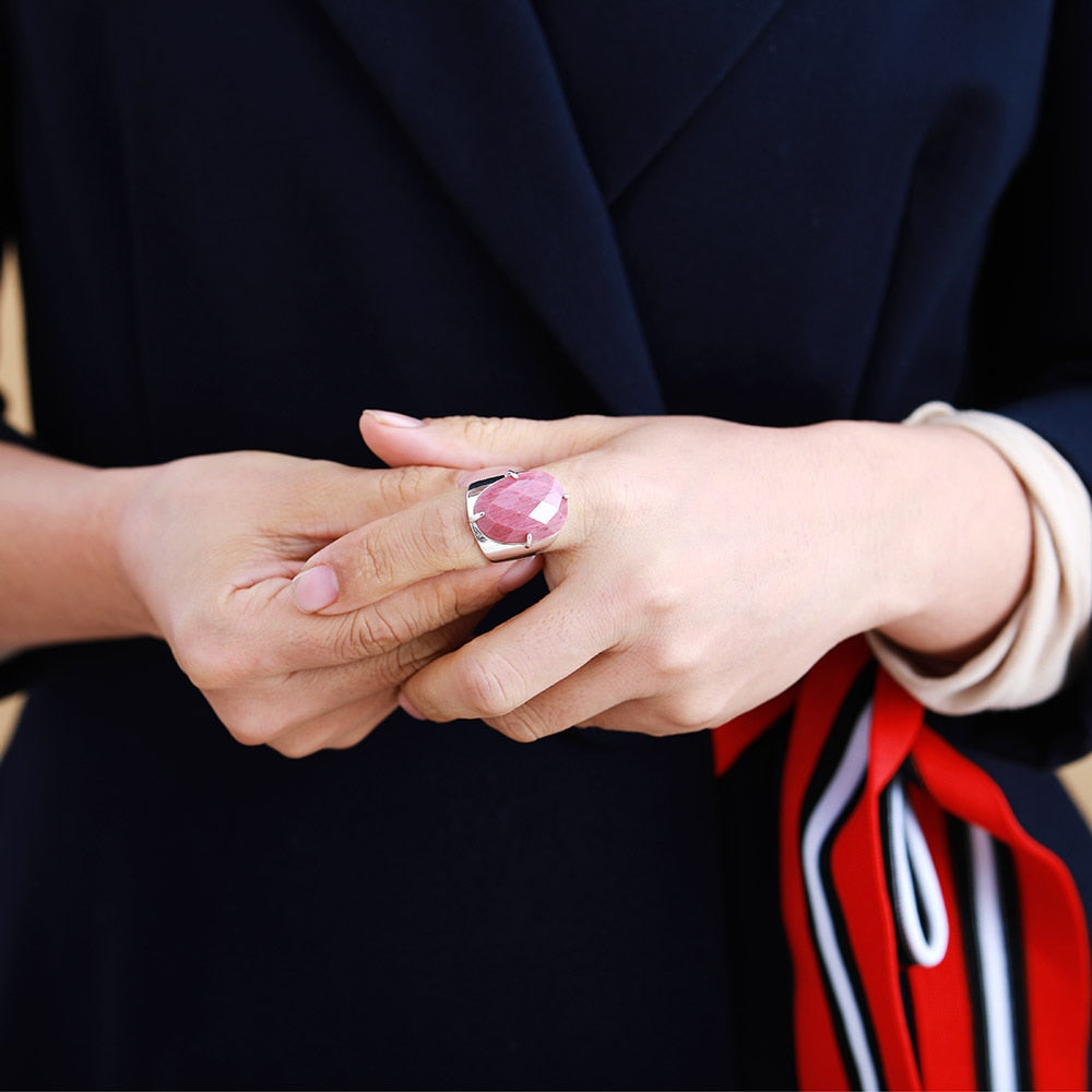 La Rhodonite au Doigt — bague rose AURÆN