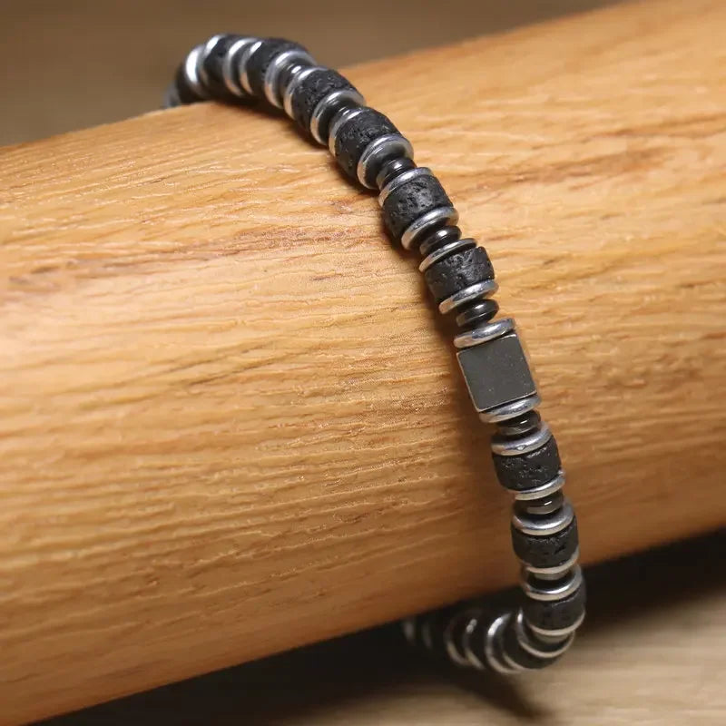 Le Réceptacle — Bracelet en lave volcanique pour huiles essentielles