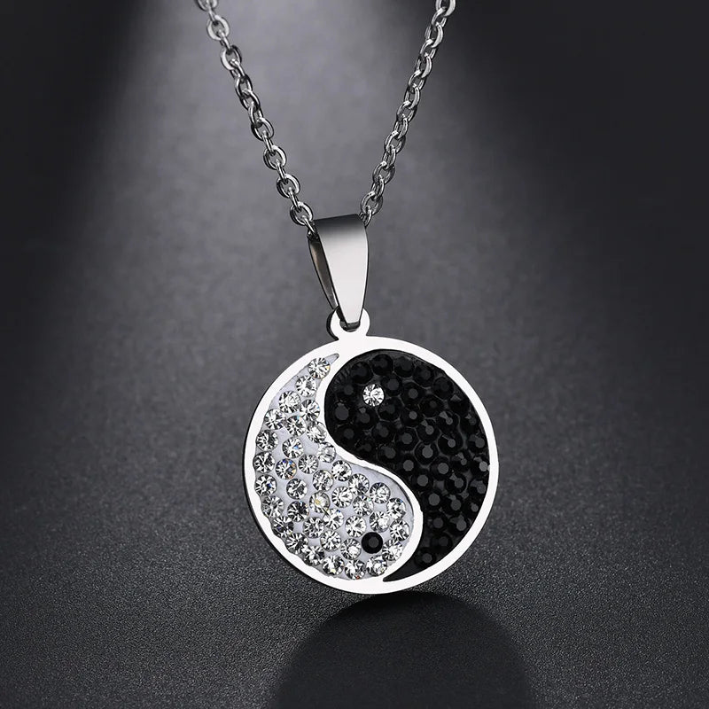 Le Yin Yang — Pendentif Tai Chi Bagua zircon noir & blanc