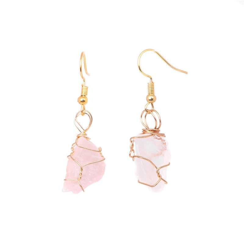 Boucles pendantes brutes — pierres naturelles non polies