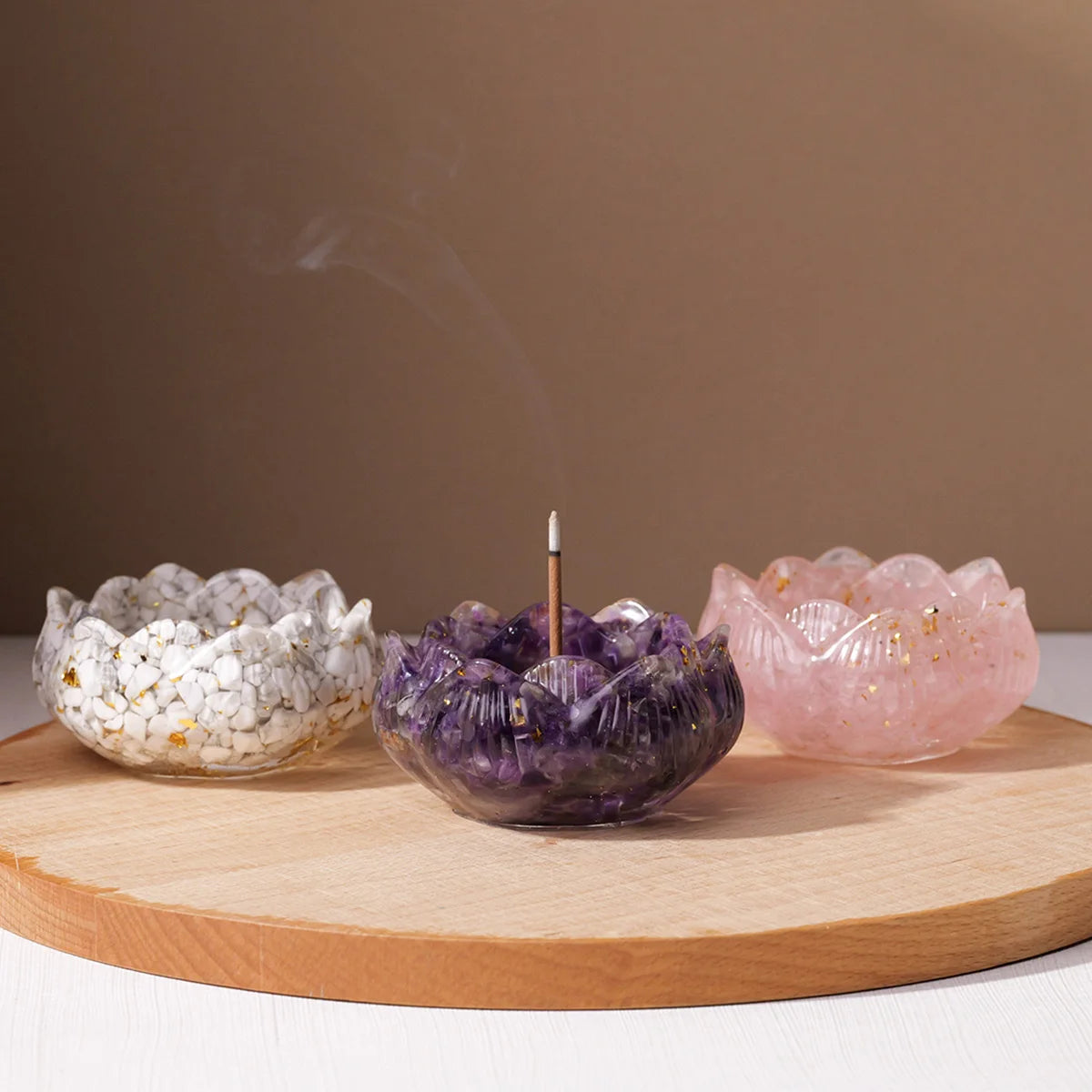 L'Offrande — Kit complet avec coupelle pierre naturelle & résine (quartz rose, howlite, améthyste)