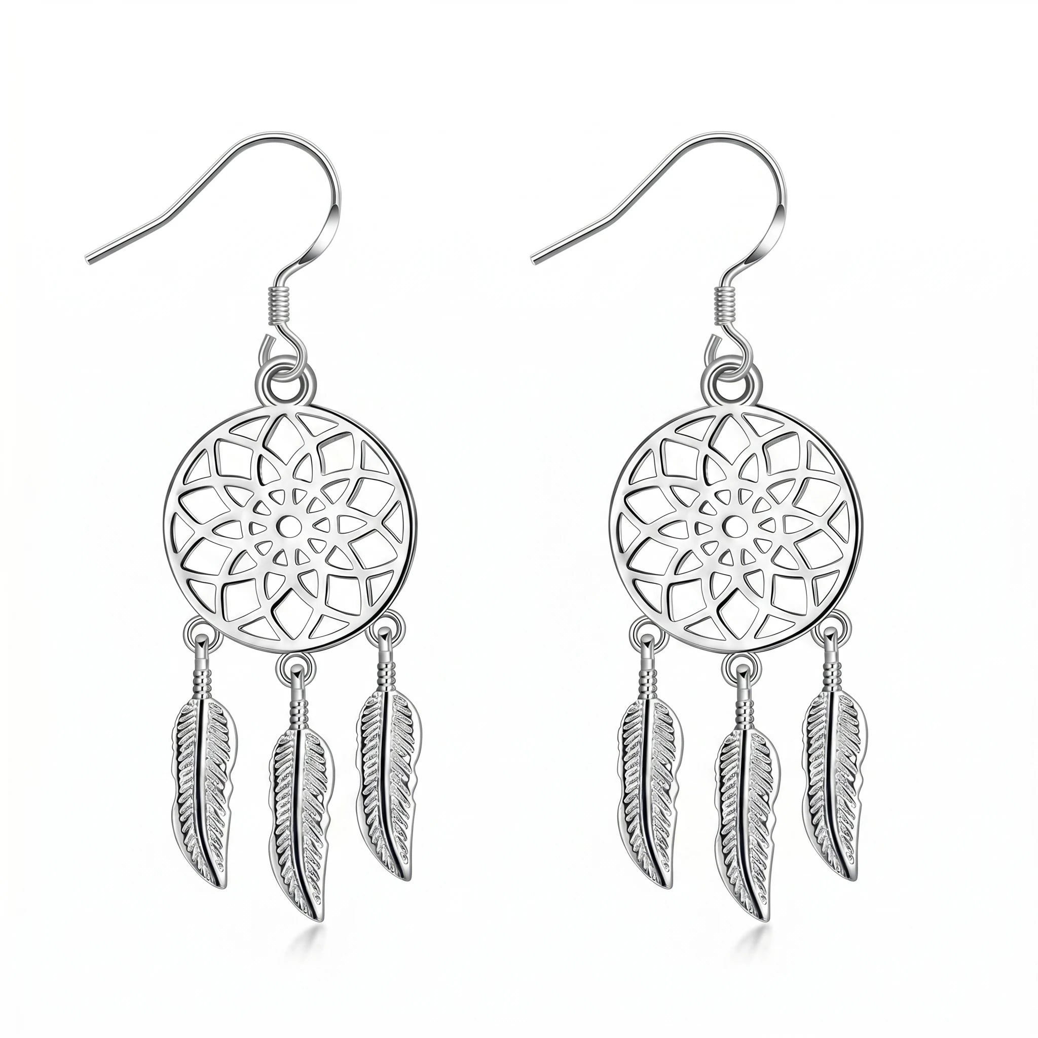 Le Songe — Boucles d'oreilles attrape-rêves plumes — packshot fond blanc · AURÆN Objets Sacrés